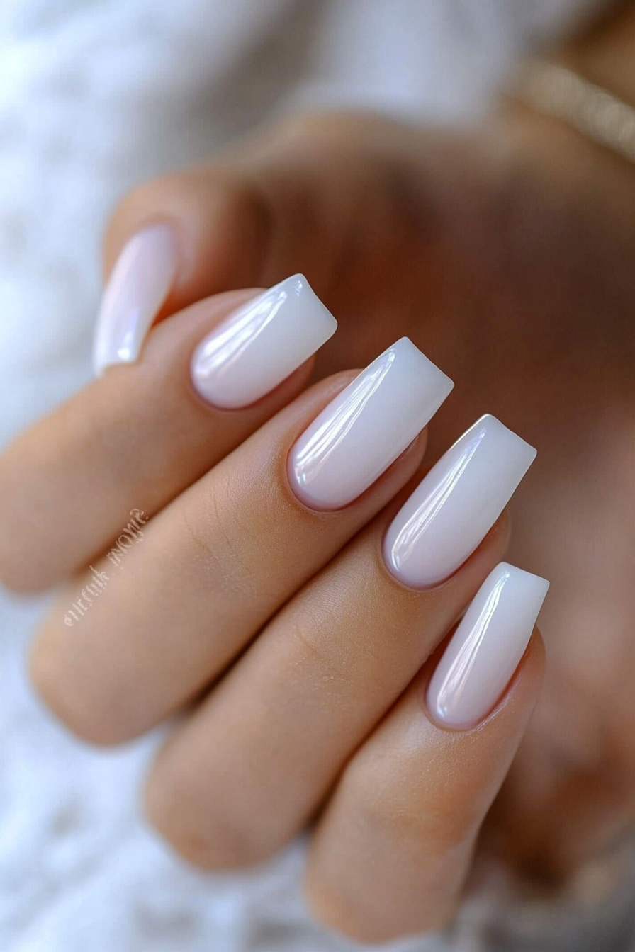 18. Pastel Outlined White Tips (White Tip Nail Design Ideas) - White Tip Nail Design Ideas