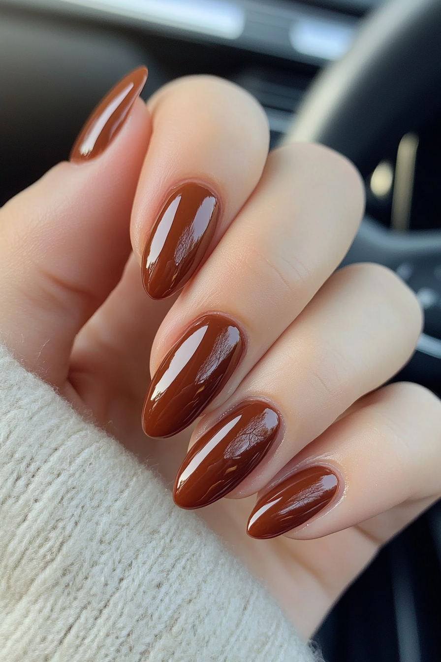 20. Amber Glow (Simple Fall Nail Design Ideas) - Simple Fall Nail Design Ideas