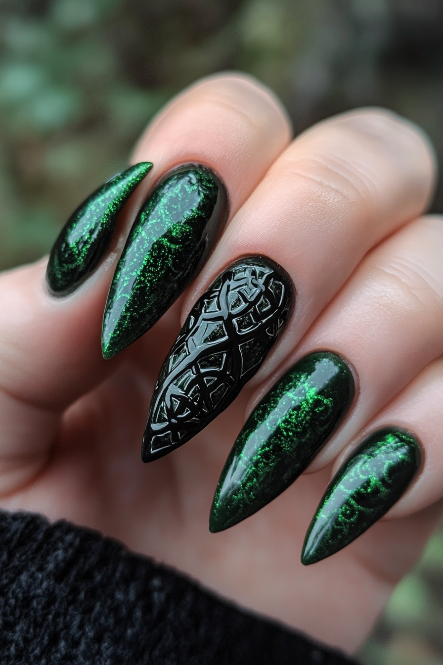 4. Celtic Knots (St Patrick'S Day Nail Design Ideas) - St Patrick'S Day Nail Design Ideas